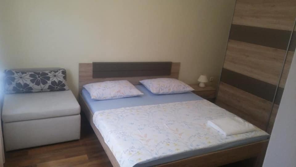Apartment Dukic Свети свети Филип и Яков Екстериор снимка