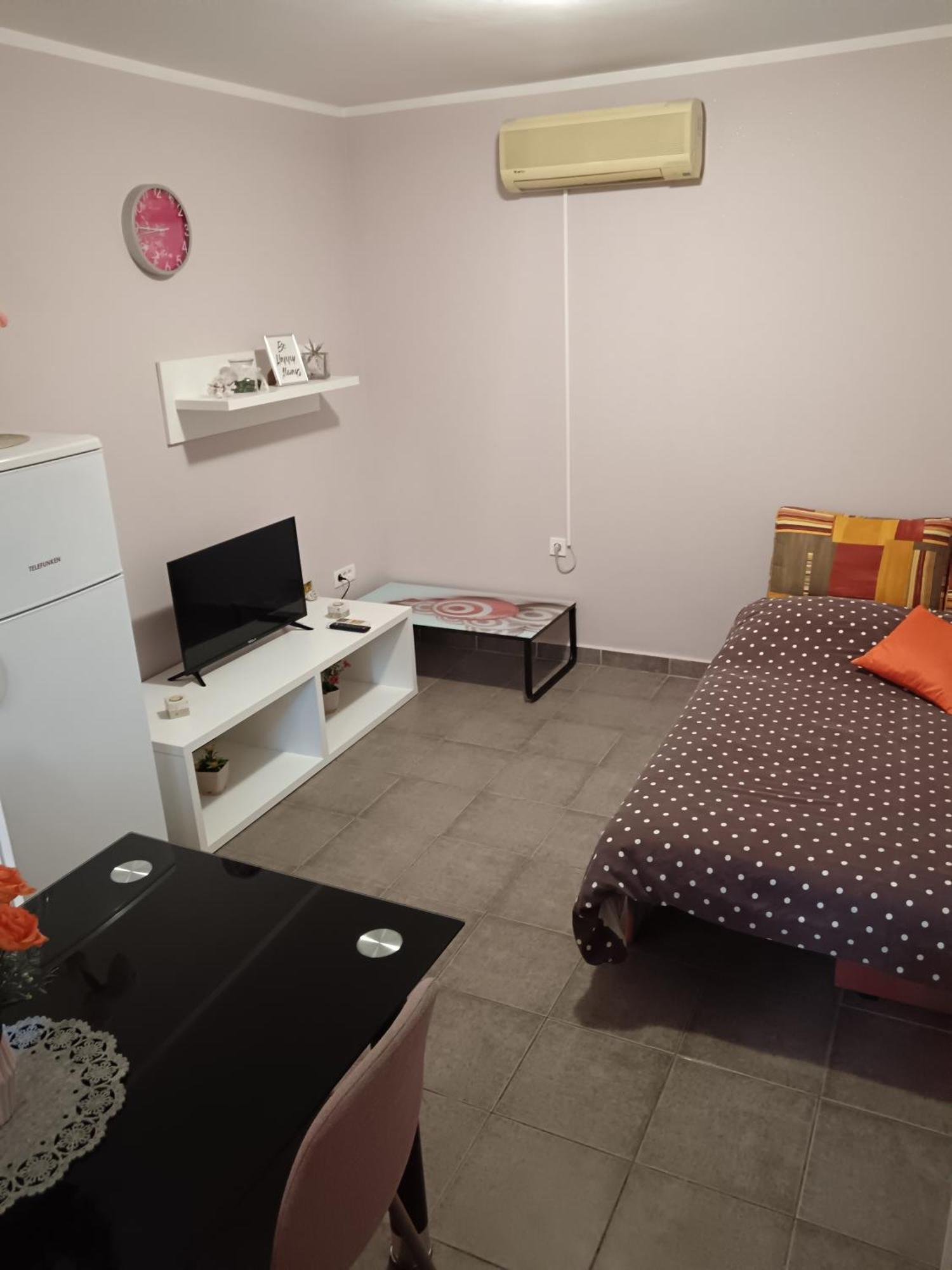 Apartment Dukic Свети свети Филип и Яков Екстериор снимка