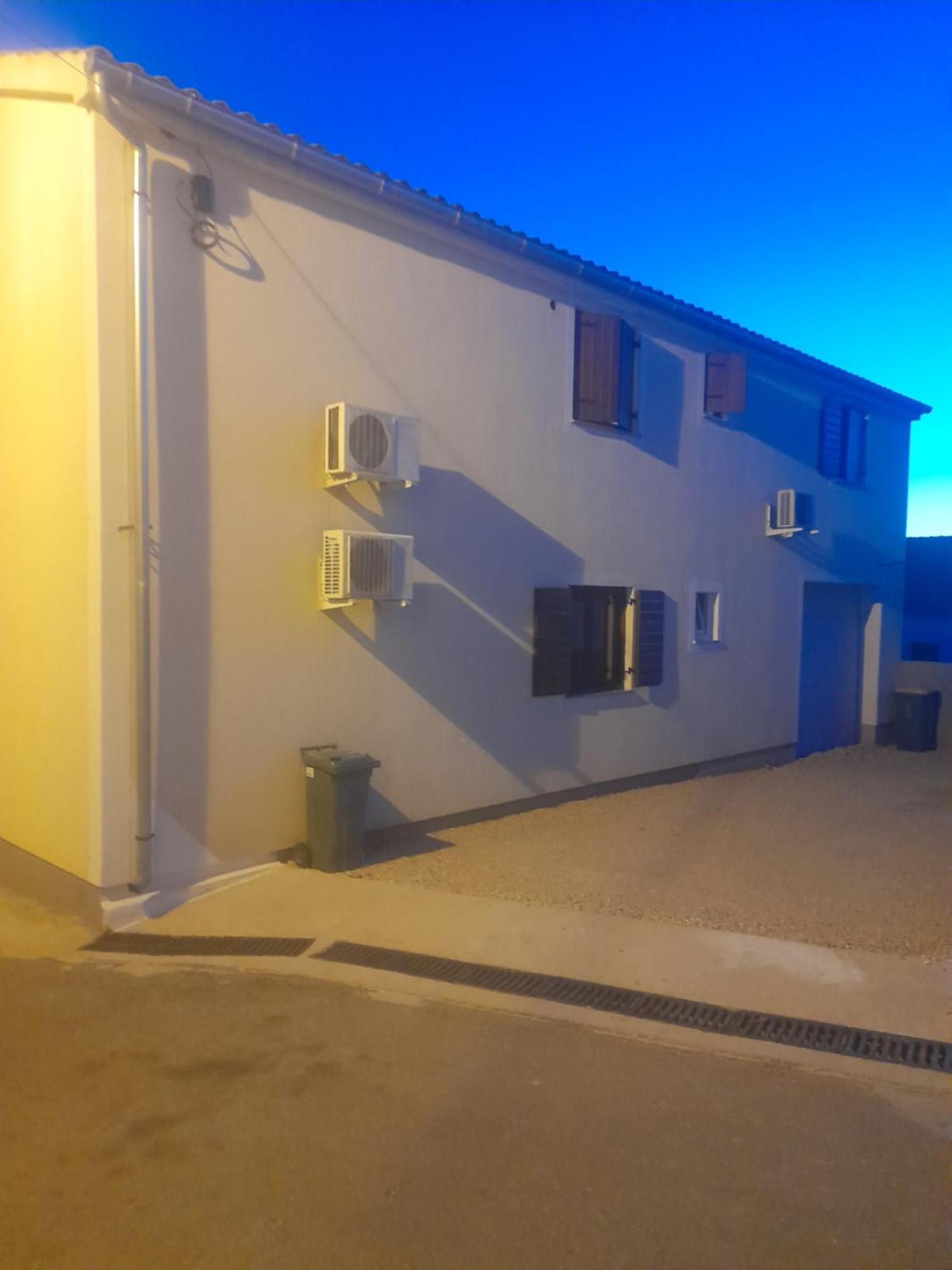 Apartment Dukic Свети свети Филип и Яков Екстериор снимка
