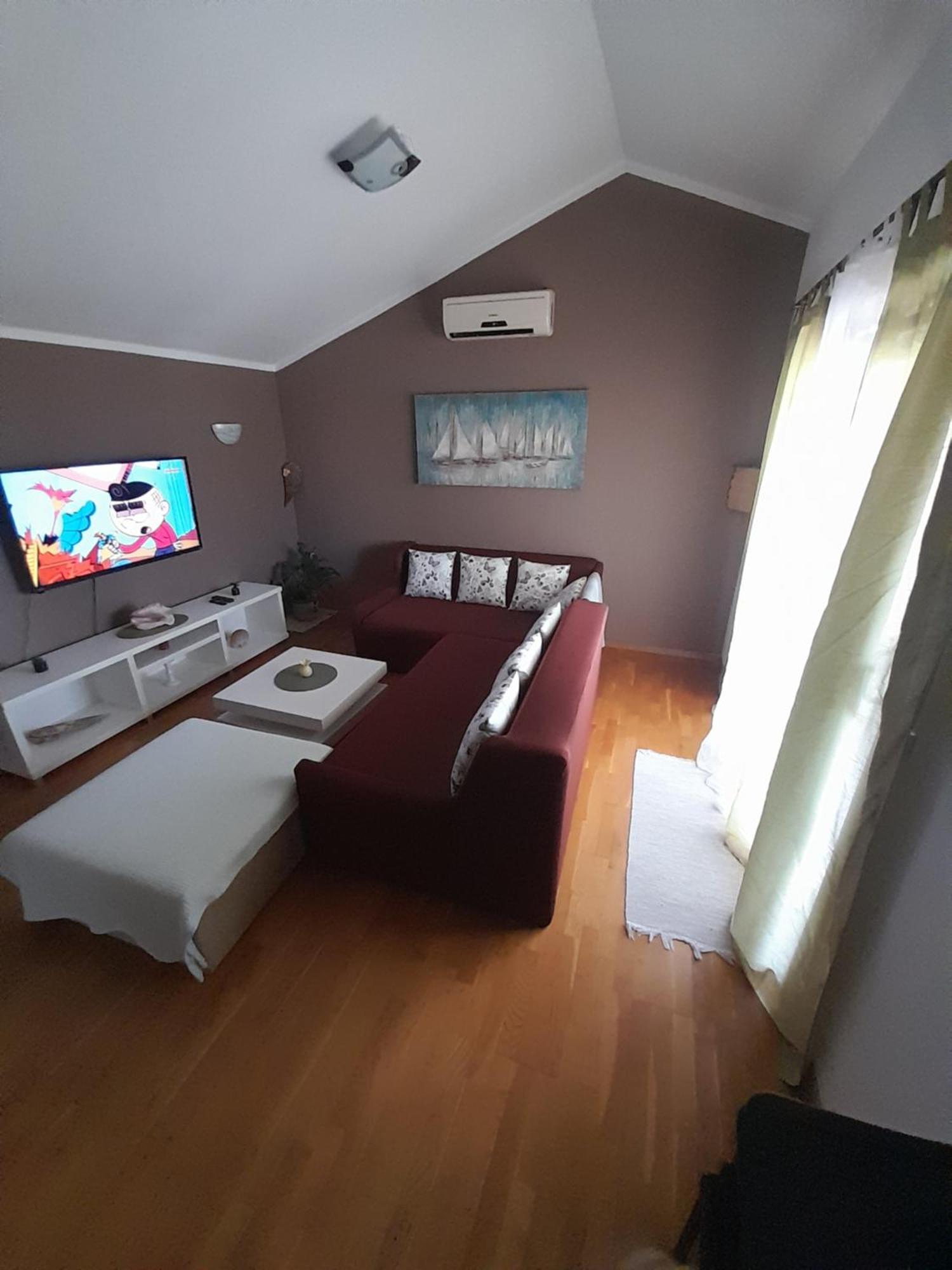 Apartment Dukic Свети свети Филип и Яков Екстериор снимка